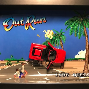 OutRun - Sfondo laminato e di fascia alta per i tuoi modelli di veicoli all&#39;interno di un telaio sannahed