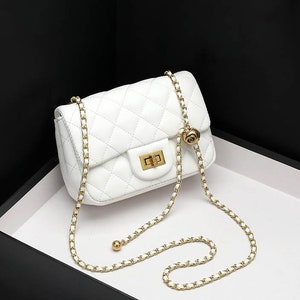 🖤 Chanel Classic Chevron Medium Flap Bag, Luxury, Bags & Wallets