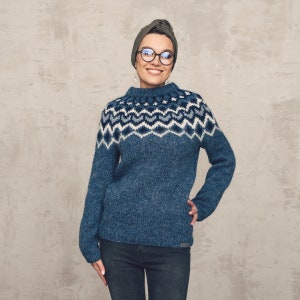 Hand knitted oversized blue Icelandic sweater lopapeysa for women, handmade loose fit wool pullover with long sleeves and crew neck, Hafblá