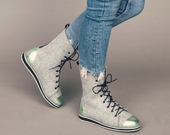 Light grey handmade felted merino wool casual flat women's boots, daily wool lace up shoes with green details designed by LivinLovin