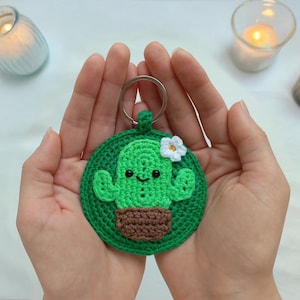 Crochet Cactus Keychain Pattern – Handmade Amigurumi Keyring DIY, Beginner-Friendly Tutorial, Cute Gift Idea for Plant Lovers