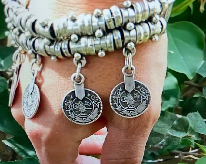CLOSEOUT SPECIAL:    Magical Lucky Coin Bracelet