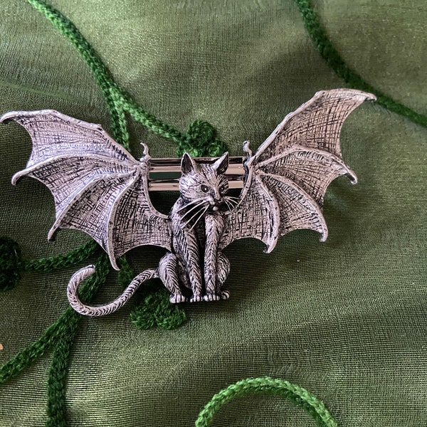 WINGED CAT BARRETTE/Clip