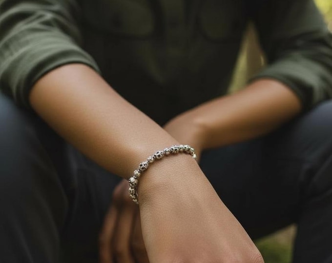 ELEGANT Ladies  SKULL BRACLET.