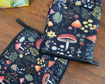 NEW:  Forest Mushroom Kitchen Mitts & Pot Holders Sets