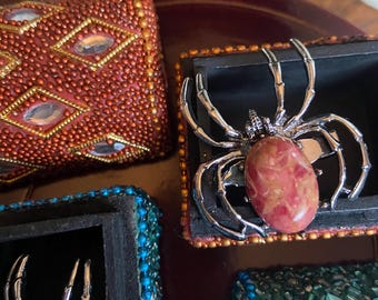 SPIDER Brooch in a JEWELED BOX