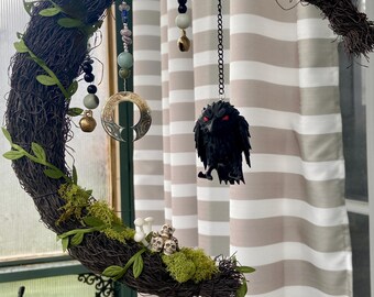 MYSTIC CROWS Crescent MoonWREATH