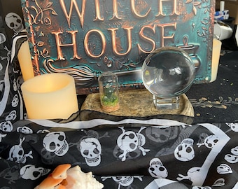 NEW  Gothic WITCH'S Metal PLAQUE