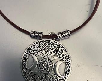 Pentagram & 3 Moons Choker