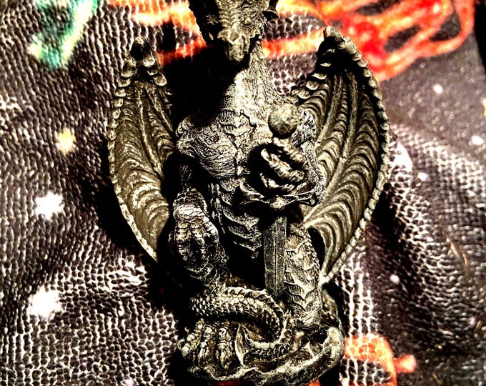 Detailed DRAGON STATUES  4 Styles