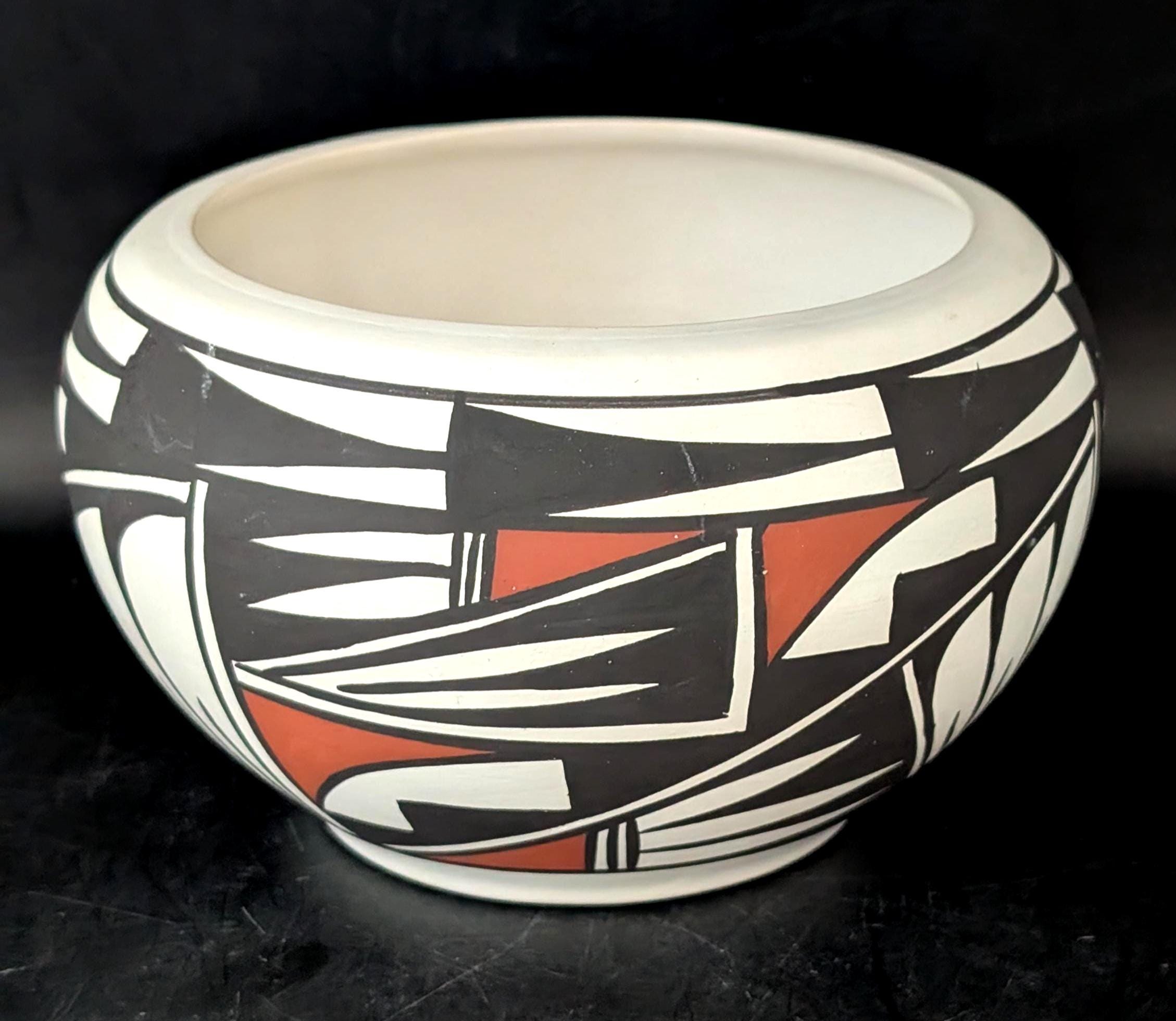 Original Genuine Signed Native American Acoma Pueblo Pottery Vase
