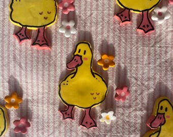 Ducky and flower magnet