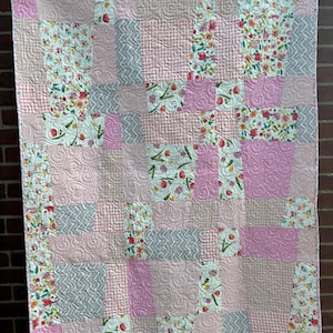 darling baby/young girl quilt