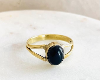 Schwarzer Onyx Ring/ handgemachter Messing Ring mit natürlichem Edelstein