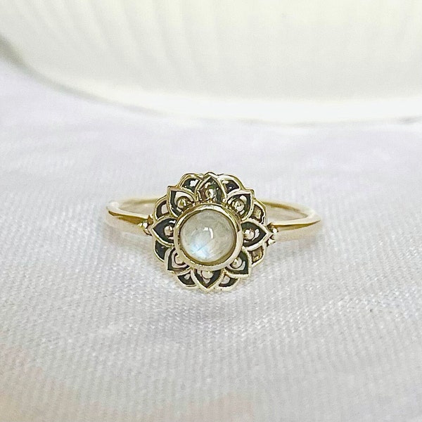 Mandala Ring Mondstein / 925 Sterling Silber Ring / Lotus Blumen Ring / Meditation Ring mit natürlichem Edelstein / Boho Ring für Festival