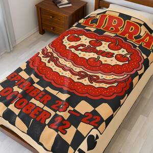 Manta de terciopelo con forma de pastel de Libra, regalo astrológico, cumpleaños, manta de temporada de Libra, manta de jugador de cartas de póker, pastel de cerezas con forma de corazón, años 90