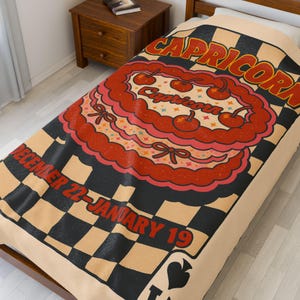 Coperta di peluche in velluto a coste a forma di torta Capricorno - Regalo astrologico, coperta accogliente, decorazione zodiacale, regalo di compleanno, gioco d'azzardo con carte da poker, torta a forma di cuore anni '90
