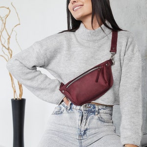 Personalized Leather Belt Bag: Adjustable Crossbody Fanny Pack