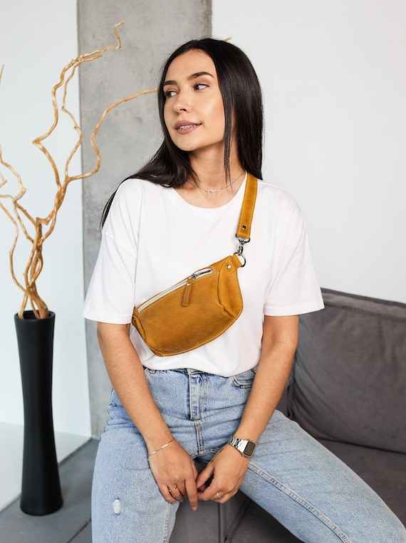 Women Shoulder Vintage Leather Belly Waist Bag. Leather Belly