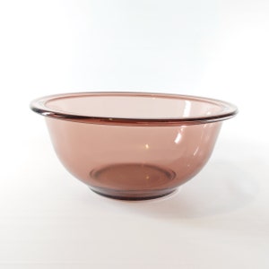 Vintage PYREX Cranberry 1 L Mixing Bowl