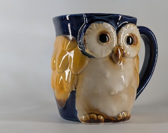 Taza de búho vintage