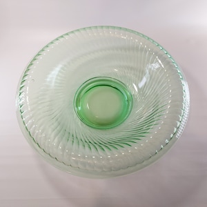 Jeannette Glass Green Spiral Optic Rolled Edge Bowl Vintage
