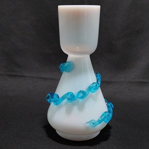 Manufacturer Unknown Vintage White Vase with Blue Rigaree Hyacinth Bulb Forcing