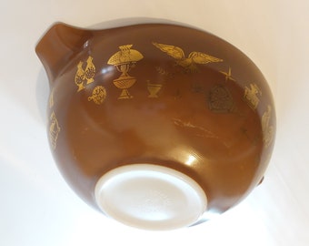 Pyrex Early American Cinderella Mixing Bowl, 4 qt, Brown & Gold circa 1962 -1971