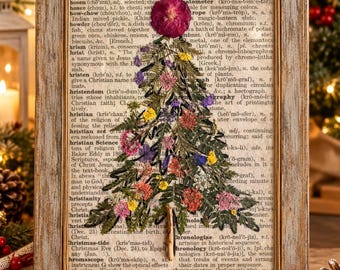 Real Pressed Flower Christmas Tree Wall Art, Handmade Botanical Holiday Home Decor, Dried Floral Christmas Artwork, Nature Inspired Gift