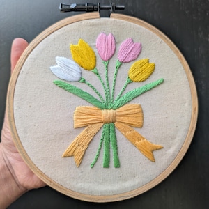 Embroidered Tulip Hoops Embroidered Art Wall Decor Tulips Hand Embroidery spring wall decor mom gift Botanical Embroidery gift for her art