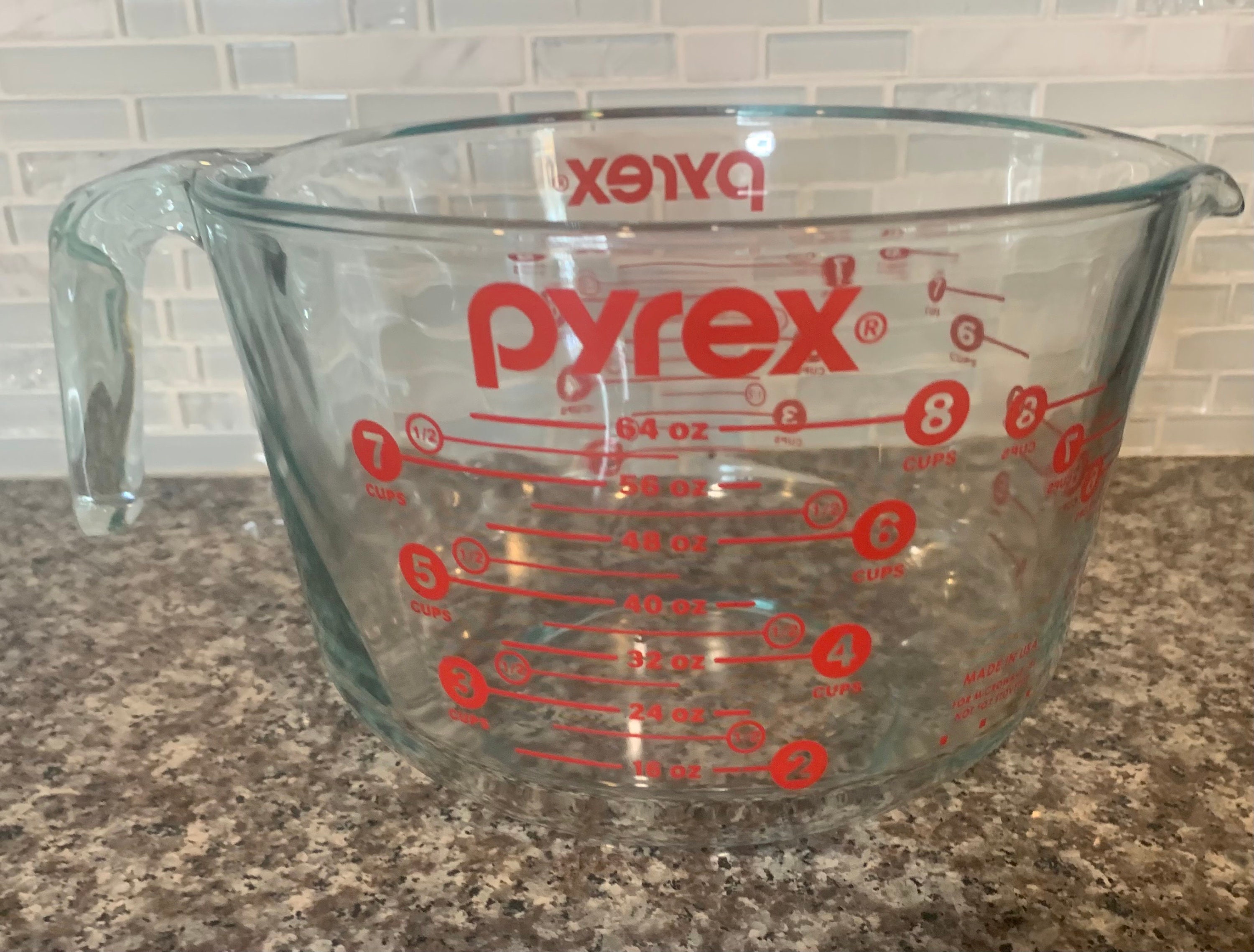 PYREX 8 Cups, 2 qt, 64 oz, 2 litre, Large Huge Glass Measuring Cup Red  Letters