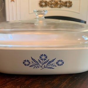 Vintage Cornflower Blue by Corning 10-Inch Square Casserole/Skillet with Lid | P-10-B | Collectible |