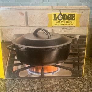 New in Box Lodge 2 Quart Cast Iron Dutch Oven 