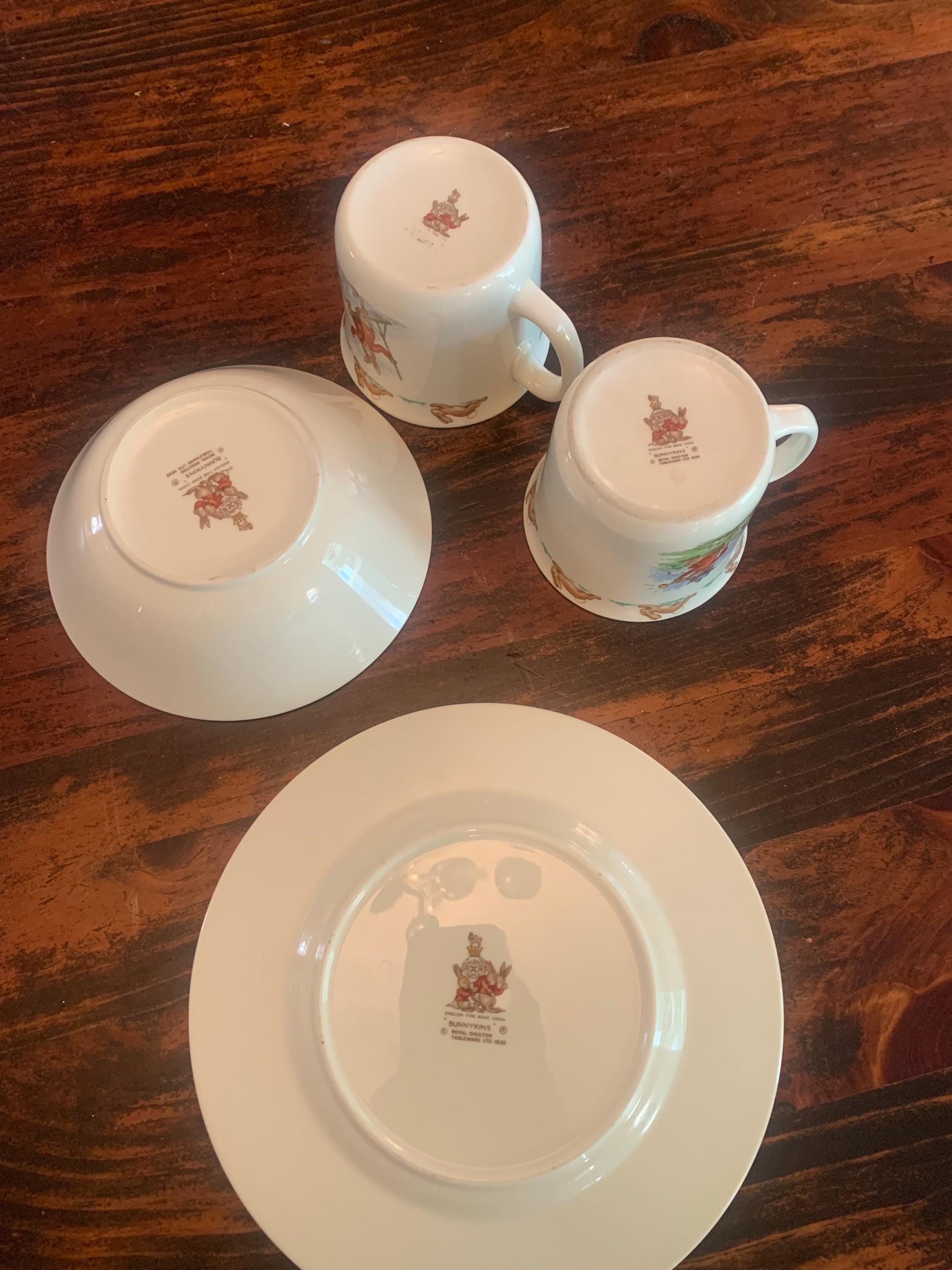 ヴィンテージ 4 ピース ロイヤル ドルトン バニーキンズ セット