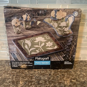 NIB Patio Garden 4 Piece Kitchen Set by Pfaltzgraff
