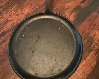 Sartén de hierro fundido vintage / Clásica / 2 /
