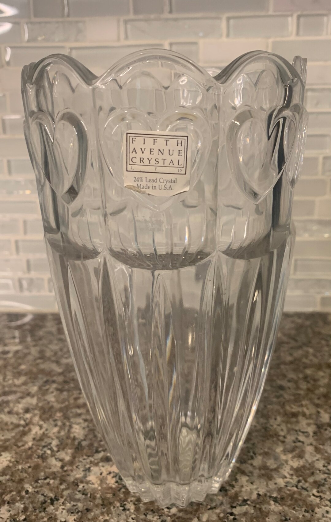 Fifth Avenue Deplomb 24 Lead Crystal Handcrafted Vase Cherish Heart