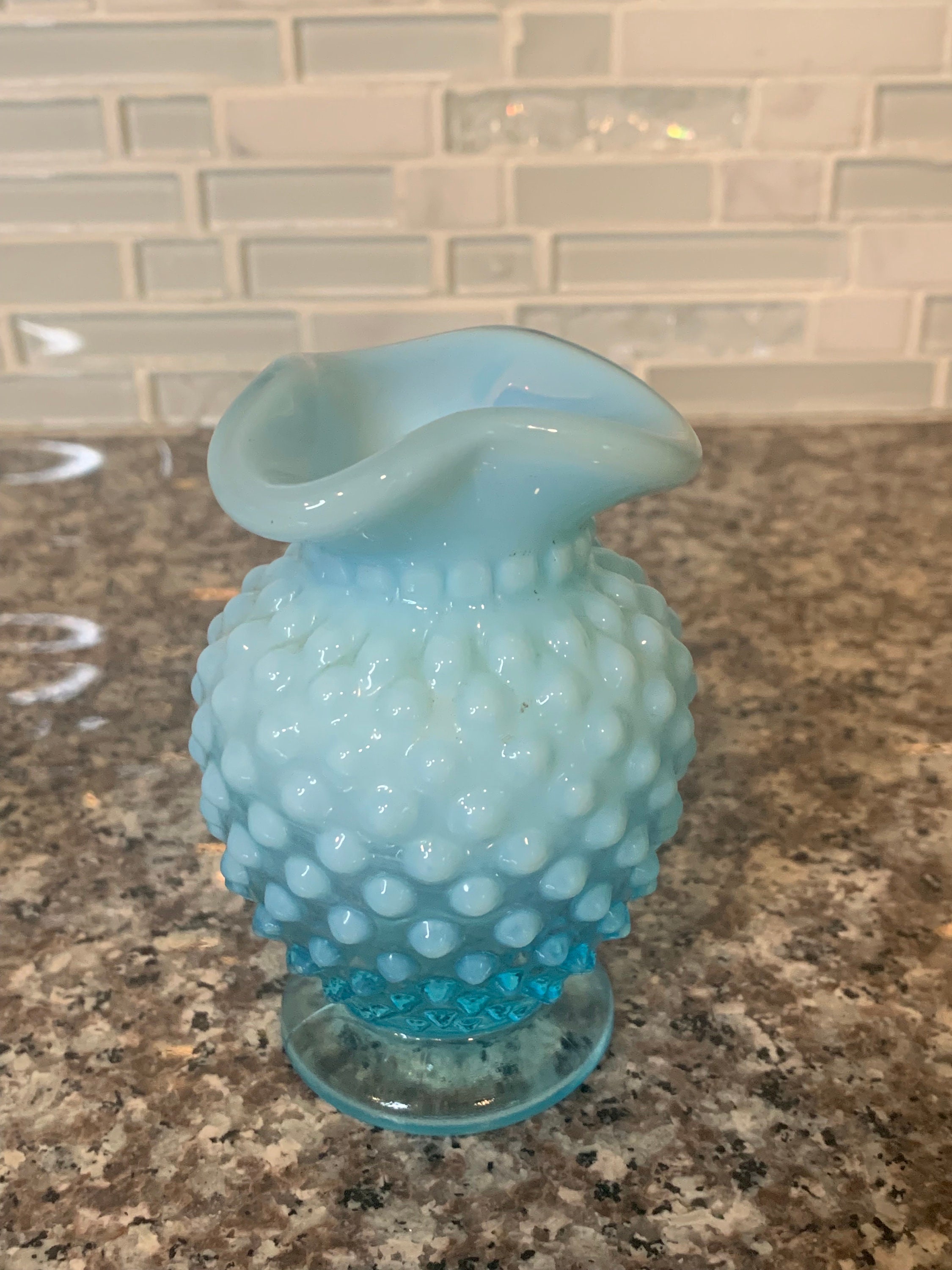 フェントン ホブネイル ブルー オパールセント ピースのヴィンテージ