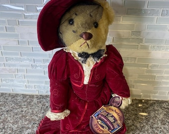 Pickford Brass Button 1910s GABRIELLE Bear 1999