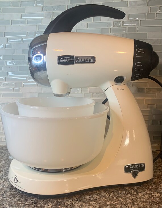 Vintage Sunbeam Mixmaster Legacy Edition Heritage Series Stand Mixer 12  Speed With 2 Milk Glass Bowls -  Norway