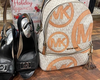 Perfect shoes and bag for holiday gift!!