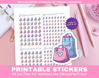 Puede incluir: Pegatinas imprimibles con diseños de bolsas de la compra en colores pastel. La hoja incluye múltiples imágenes de pegatinas pequeñas y dos ilustraciones de pegatinas más grandes. El texto de la imagen dice "PRINTABLE STICKERS" y "ready to print & cut!"