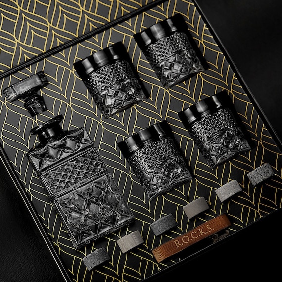 Whiskey Decanter Gift Set: Diamond Cut Carafe, Glasses & Granite Chilling Stones