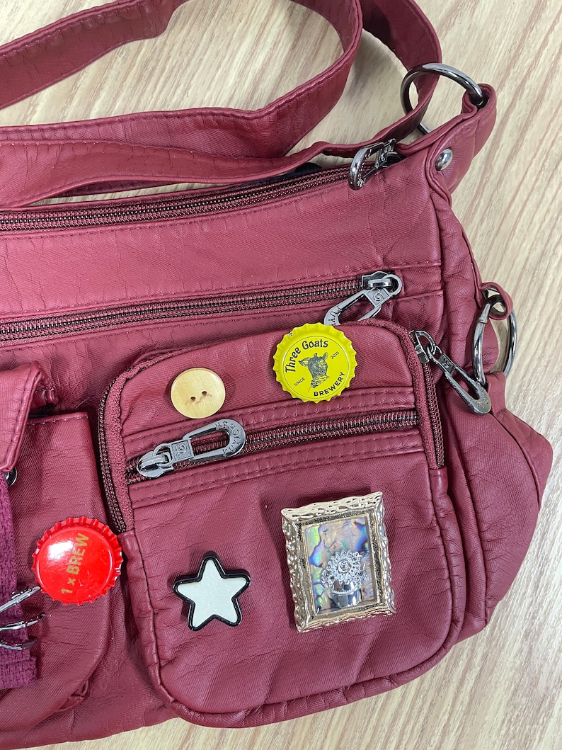Retro Button Bottle Cap Shoulder Bag, Hot Girl Patch Messenger Bag, Distressed Design Star Pattern Crossbody Bag zdjęcie 8