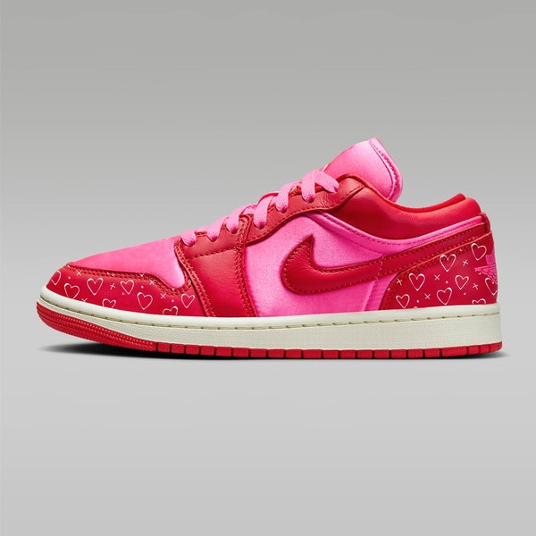 pink nike valentines