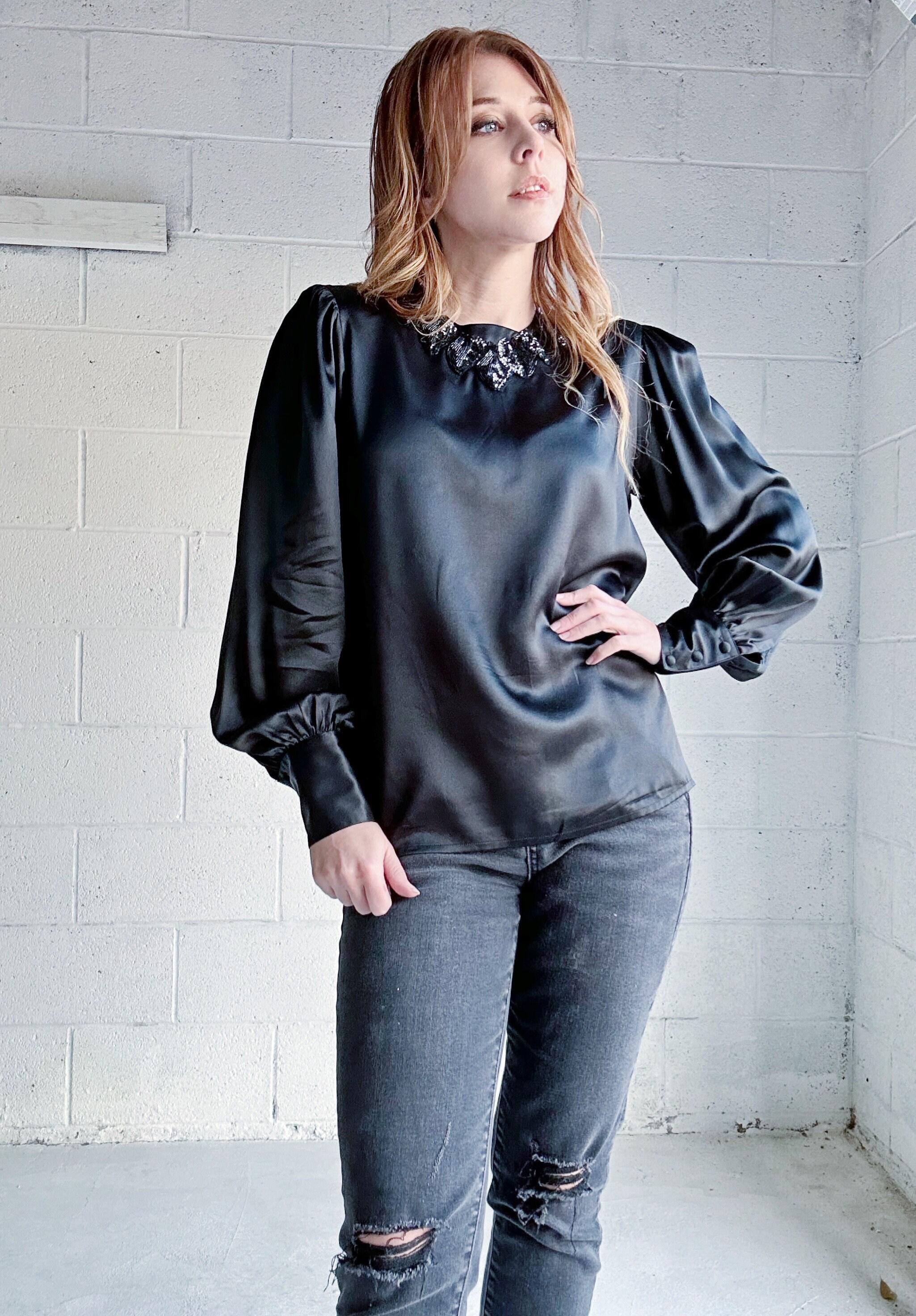 Old Entelier Silk Blouse With A Sash Black