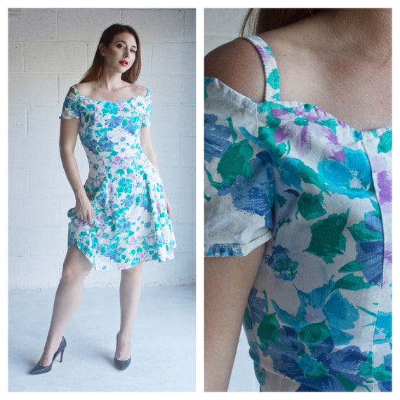 SALE Vintage 80s Floral Dress  Blue Floral Print … - image 1