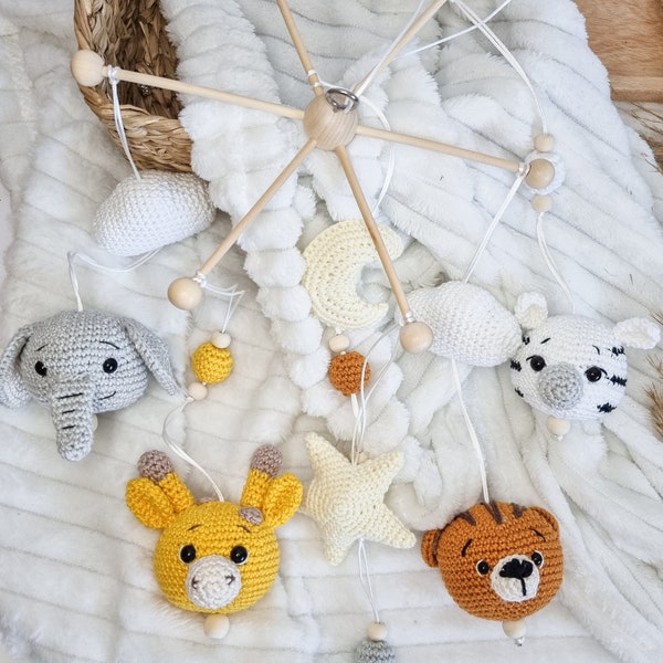 Gehäkelte Safari Baby Mobile, Tiere: Zebra, Giraffe, Tiger und Elefant