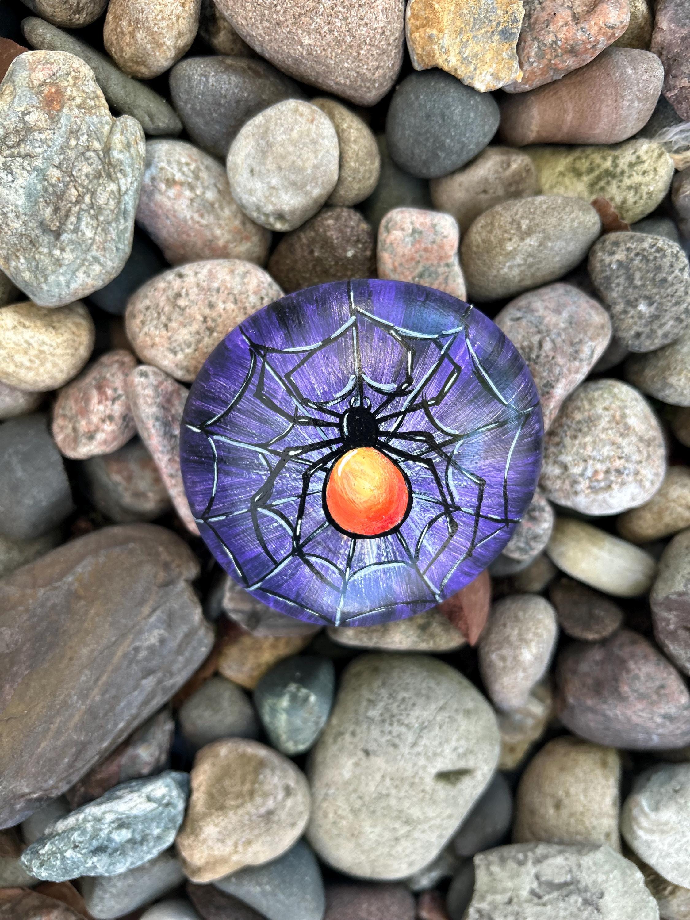 Spider Rock, Hand Painted Spider Rock, Rock Art, Halloween Decor ...