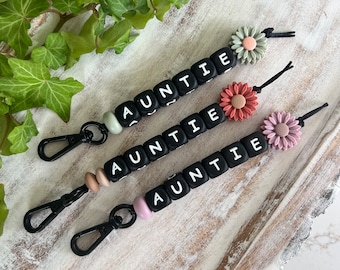 Auntie Keychain, Silicone Keychain, Bag Charm, Gift for Auntie, Mother's Day Gift, Auntie Birthday Gift